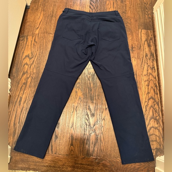 Lululemon ABC Classic Fit 34x32 - Picture 2 of 4